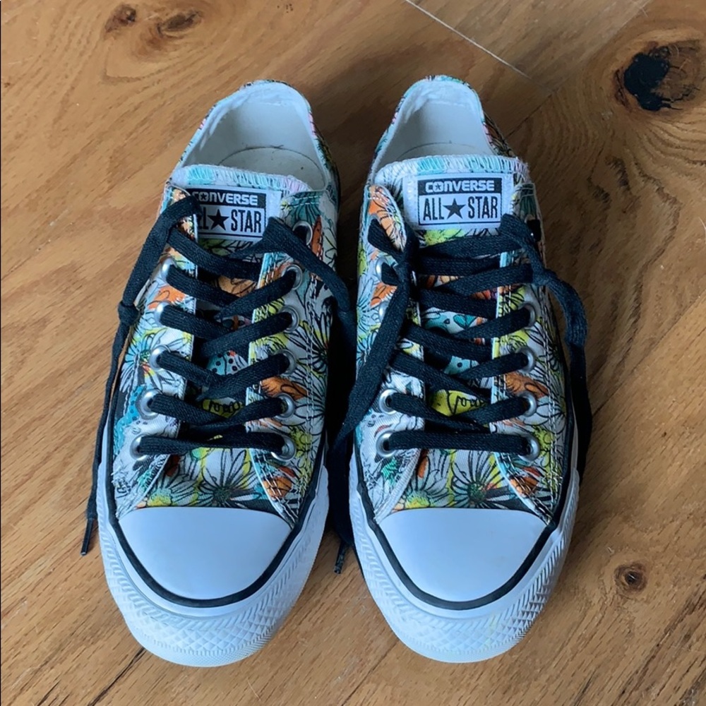 Converse All Star Floral, Women’s size 7